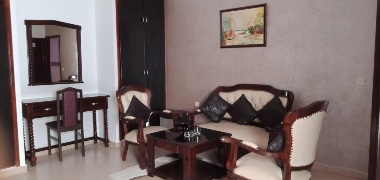 Hotel Cote D'Or M'Diq Bagian luar foto